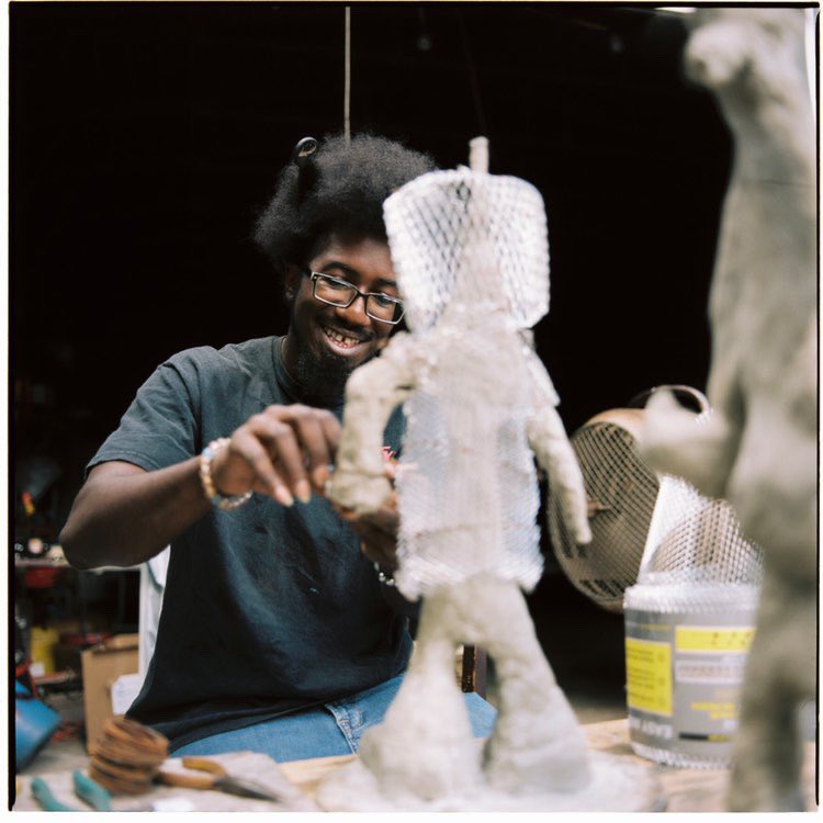 KaangGrooviin's tweet photo. Sculpture werk 
Exo skeleton

#Sculptor 

KAANG 
@tshirtmercenary https://t.co/4PVru5o9gH