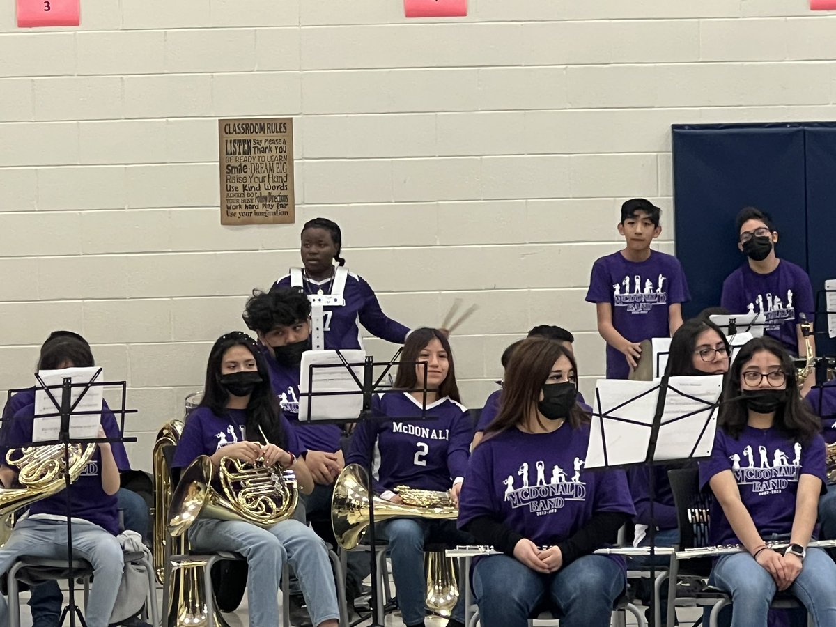 RangeElementary's tweet image. McDonald Middle School Band came to visit our 5th graders. We have many excited students looking forward to being part of the MMS Band. Plus, we love being able to see former Range students and hearing about all of their accomplishments they have achieved. 🤩@mesquiteisdtx