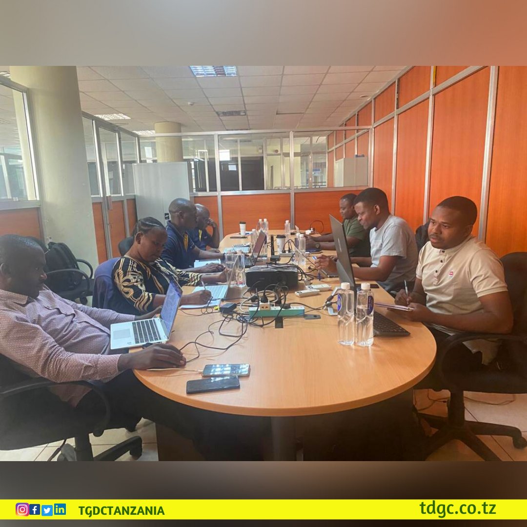 TGDCTanzania's tweet photo. #GRMFHEAT Working session. #TGDC team packaging its Expression of Interests (EoIs) for the 1st Application Round of the #GRMFHEAT which is the grant programme designed co-financing the explorations works and first step feasibility study of geothermal direct uses projects. https://t.co/ZzNmXNaSz8