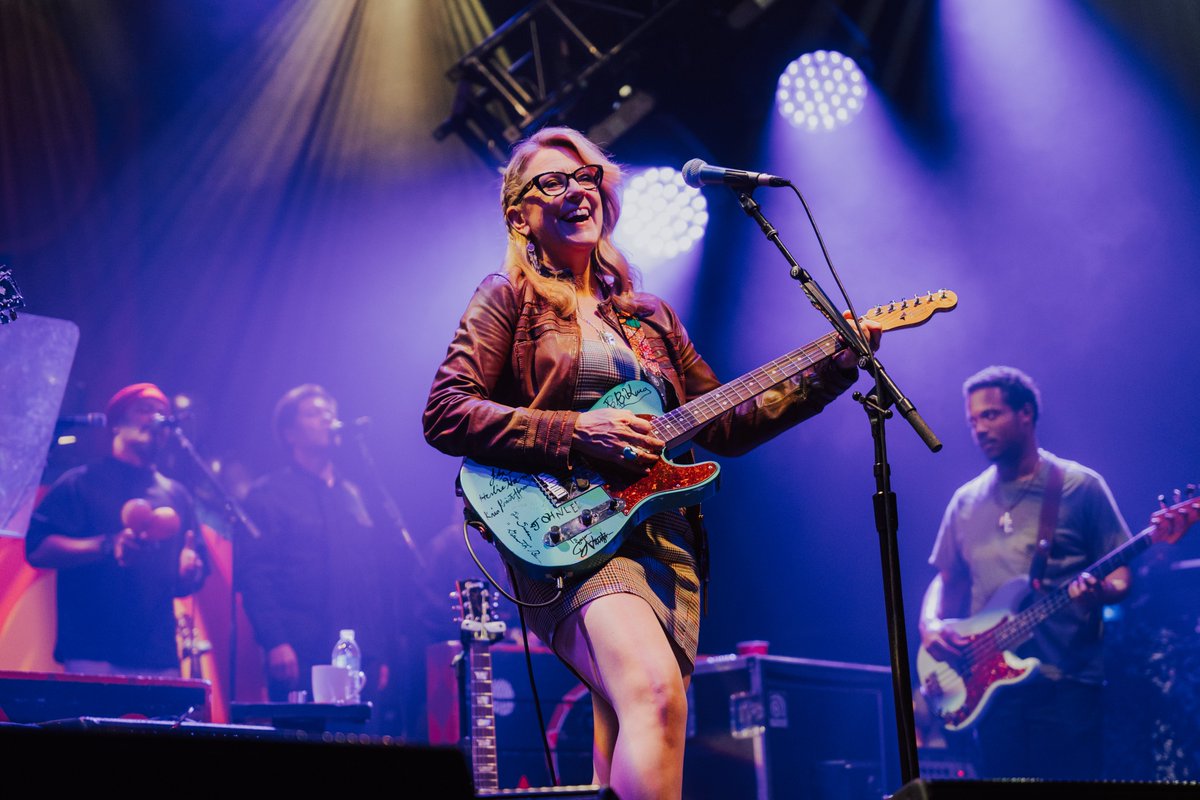 Tedeschi Trucks Band (@derekandsusan) on Twitter photo This is the face of someone who just sold out 5 shows <a href="/DCWarnerTheatre/">Warner Theatre</a>. One more to go tonight in DC.
đź“· Bradley Strickland This is the face of someone who just sold out 5 shows <a href="/DCWarnerTheatre/">Warner Theatre</a>. One more to go tonight in DC.
đź“· Bradley Strickland