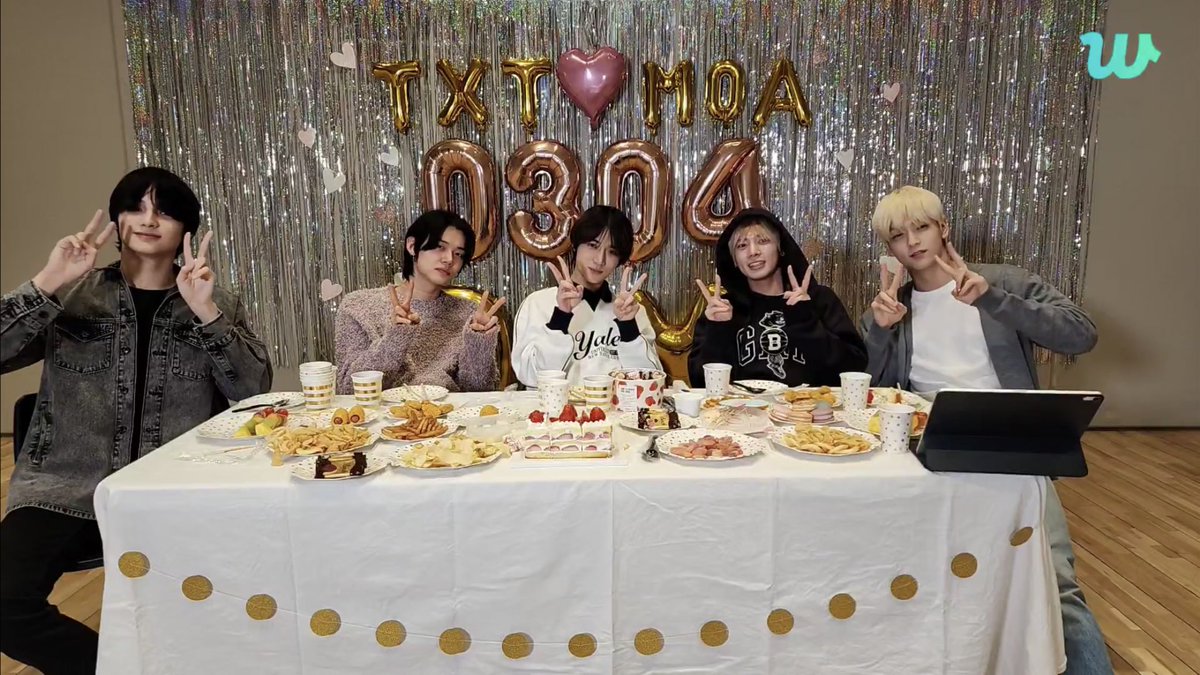 beoguym's tweet image. #ToFOUReverlandWithTXT
#TXT_4th_Anniversary
#투바투와함께한4년내일도함께할우리