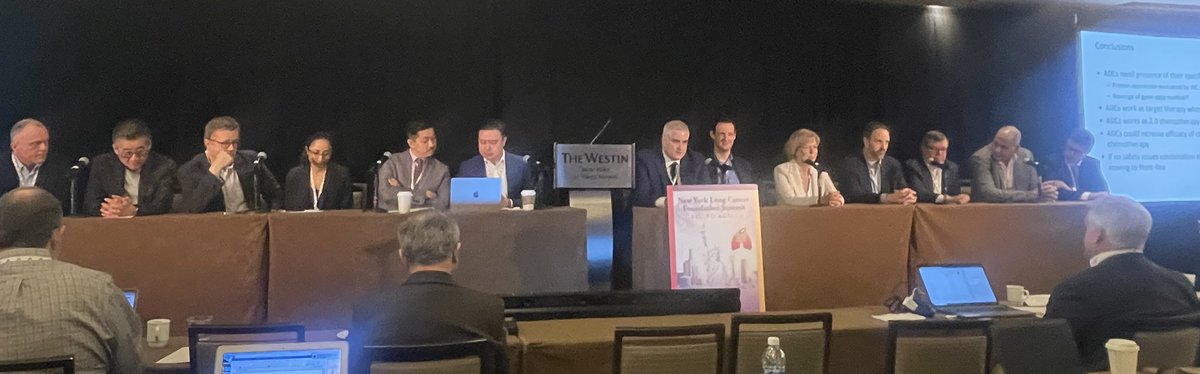 apmadison5's tweet image. It’s time for “personalized personalized”therapy per Dr Mok and this thoracic oncology royalty panel in NYC this morning @NYLungCancerFdn @TonyMok9 @StephenVLiu @Jbauml @NickRohsMD @alexdrilon