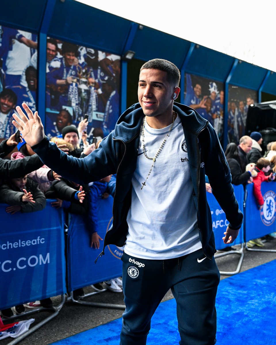 ChelseaFC's tweet photo. Checked in! 👌

#CheLee https://t.co/u4N9WrfXqI