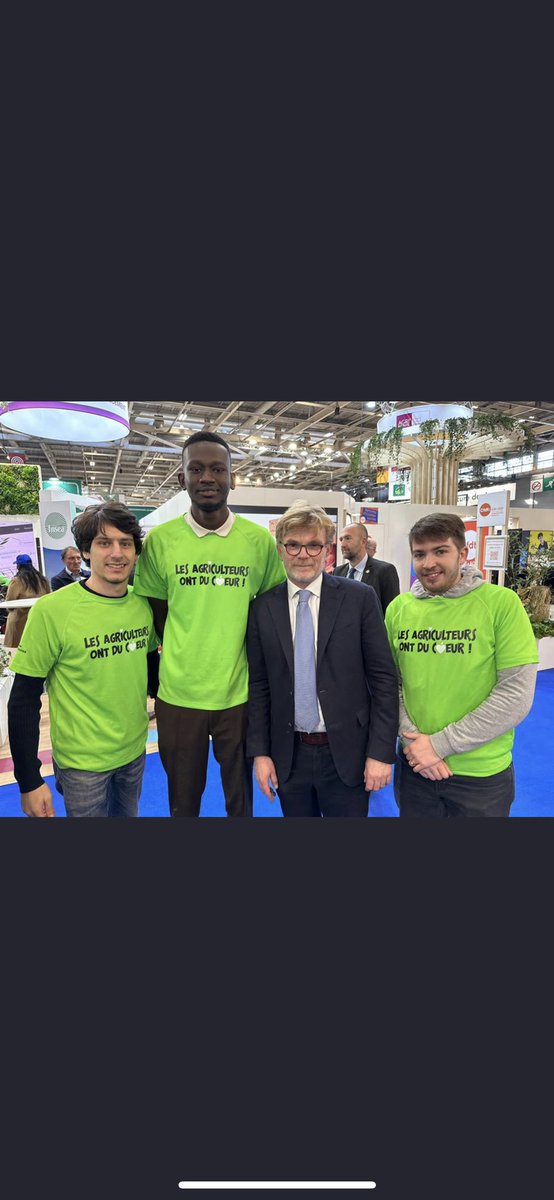 Erard De la laurencie tweet media