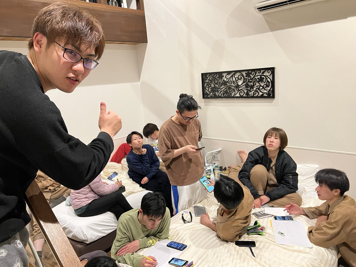 divershigh1's tweet photo. 卒業ツアーにてウミウシマップ作成中！！

 #DH #DIVERSHIGH 
 #福岡大学 #春から福大
 #ダイビングサークル https://t.co/QNQctkqn1I