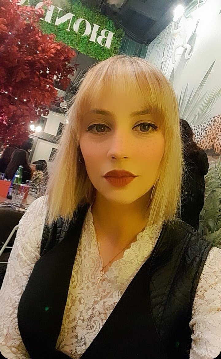 EleonoraMimini's tweet photo. Una come teeeeee!!
Una ragazza dagli occhi caleidoscopio.....!!!

@CremoniniCesare https://t.co/6wRTKOcdCa
