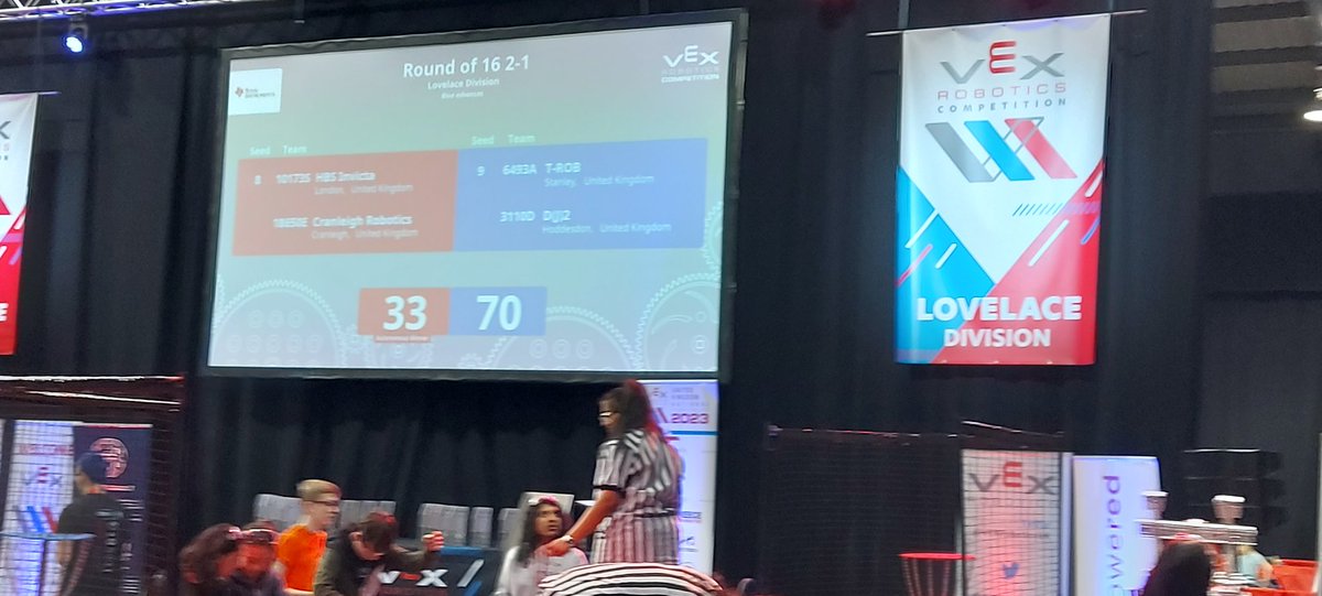 And 6493A and 3110D win their round of 16 match, next stop quarter finals!!  <a href="/GirlPoweredUK/">Girl Powered UK</a> <a href="/VEXRoboticsUK/">VEX Robotics UK</a> #TeamTanfield #VEXUKnationals