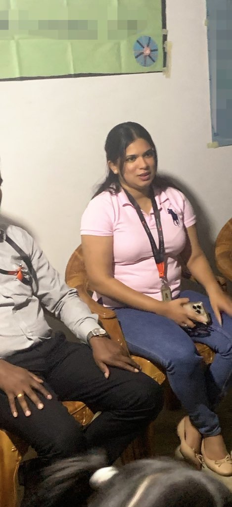 AraliyaT's tweet photo. 1/3 Finished all my meetings with the team & community one evening in #Walapane this week & went into the field where the children were living.
I took the time to speak to a few Children’s Clubs, went through their amazing work, encouraged them & let them know that we are doing https://t.co/RLnuyHmv08