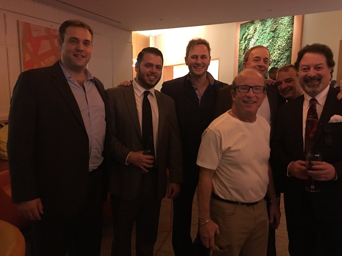 Sam Evans (@samevanstrader) on Twitter photo One more to share in tribute to the great <a href="/TraderGoalieOne/">Robert Dunn I do not DM or Solicit a Discord Group</a>. Joined here with <a href="/MariofromPhilly/">Mario from Philly</a> <a href="/TraderMerlin/">Merlin Rothfeld</a> <a href="/Trader_Tactics/">Trader Tactics</a> <a href="/MarketMaestro/">Bill Henner</a> and <a href="/optionscoach/">Steve Moses</a>…love to you all brothers 🙏🏻 One more to share in tribute to the great <a href="/TraderGoalieOne/">Robert Dunn I do not DM or Solicit a Discord Group</a>. Joined here with <a href="/MariofromPhilly/">Mario from Philly</a> <a href="/TraderMerlin/">Merlin Rothfeld</a> <a href="/Trader_Tactics/">Trader Tactics</a> <a href="/MarketMaestro/">Bill Henner</a> and <a href="/optionscoach/">Steve Moses</a>…love to you all brothers 🙏🏻
