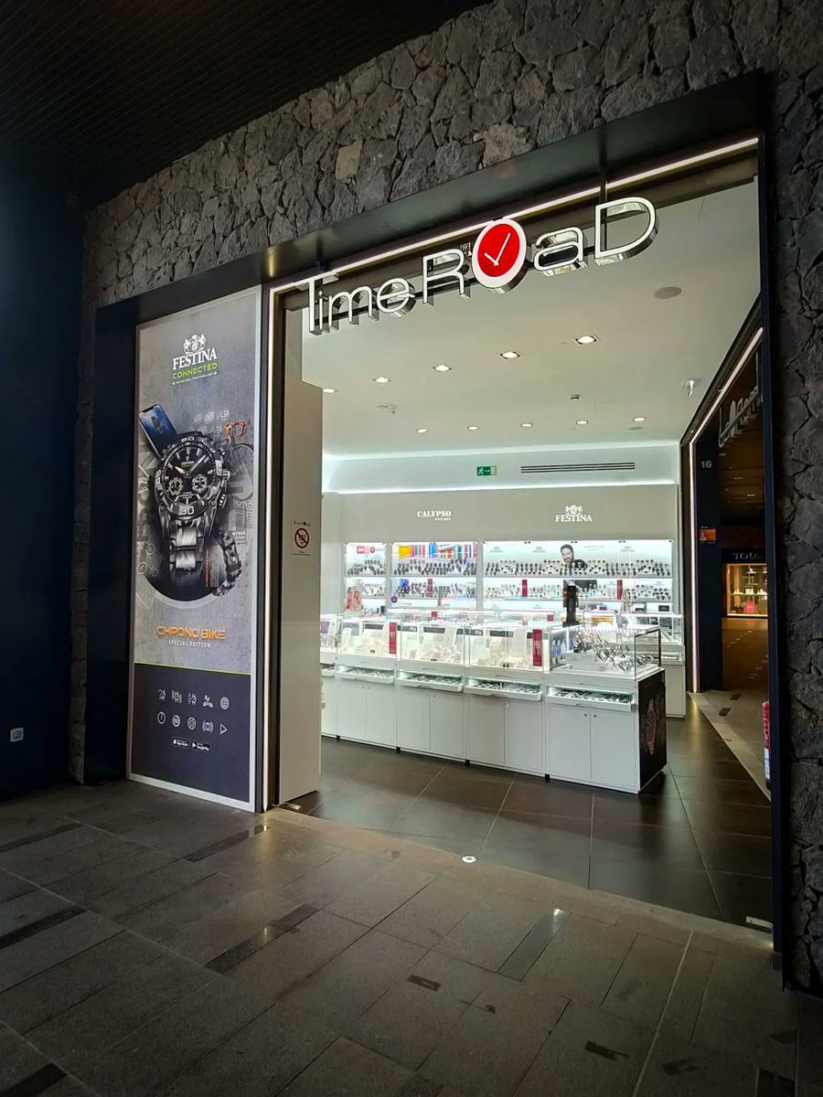 SiamMallTF's tweet image. Visita #TimeRoad de #SiamMall y déjate sorprender por la variedad de marcas que tienen y sus maravillosas promociones ⌚️🧡

👉Busca su tienda en la planta baja de nuestro centro comercial. 

#ComprasTenerife