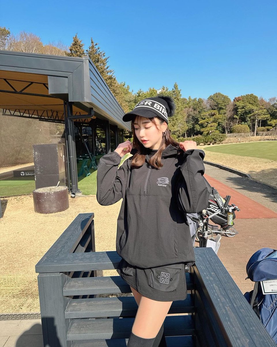 1797_candy's tweet photo. ❤️.  トップスはユニセックスで上下ともSサイズ着てるよー❤️.  🏌️‍♀️⛳️

❤️.  この日はウッド系がへなちょこで😭アプローチとパターでなんとか耐えた日！✨✨.  🏌️‍♀️⛳️

❤️.  久々歩きゴルフ楽しかったなぁ〜💕  🏌️‍♀️⛳️

 #ゴルフ好き #ゴルフ #ゴルフ女子 #コーディネート #ゴルフスイング #ゴルフ初心者 https://t.co/Os6bb4es8q