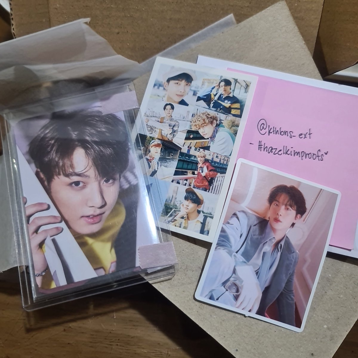 tkhauls's tweet photo. β‘βΈβΈ . . . #tkhmails ππ
αͺ . . my taekook ly her vinyl agenda is finally complete aaa thank u so much for bringing koo home ! super appreciate the flexi dop, safe packaging, and freebies ! 'til next time po <3
. . . π @kthbns_ext #hazelkimproofs https://t.co/vqRuKxFGke