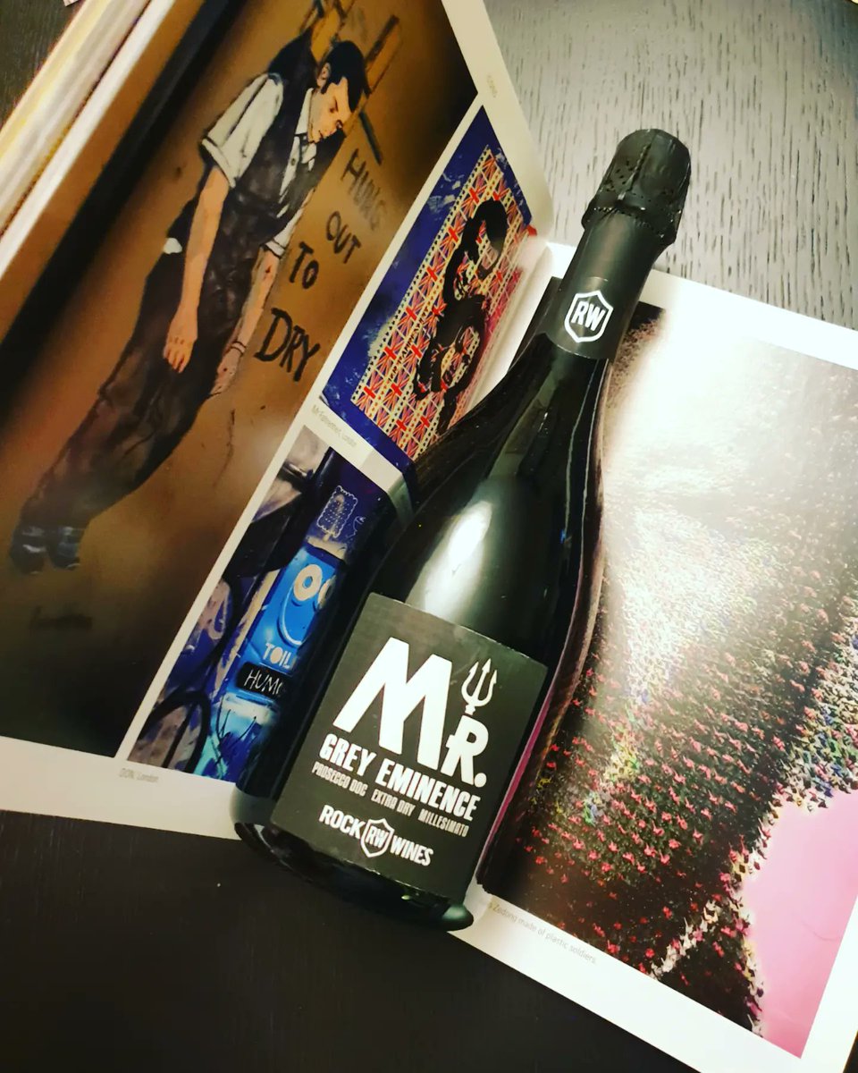 rock_wines's tweet image. Mister Grey Eminence

#93points
#vinitaly2023 #vinitaly #winelove #winelovers  #prosecco #proseccotime #winerylover  #vinos   #winery #ilovewine  #wineimporters #winetrends  #winerylover  #rockwines #vino #badboywine #badboywines  #rockwine  #winelovers