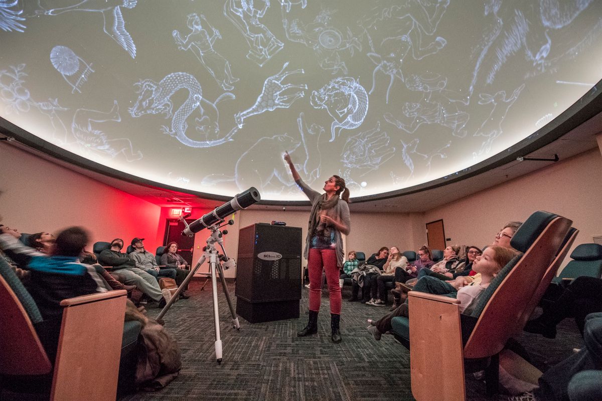 wvutoday's tweet photo. Read about @WestVirginiaU's service to the Mountain State through exploration of other worlds and promotion of STEM studies 🔭
#STEM #STEMstudies #womeninSTEM #robotics #space
https://t.co/oGfv28xNJ3 https://t.co/d4hG4nR9r3
