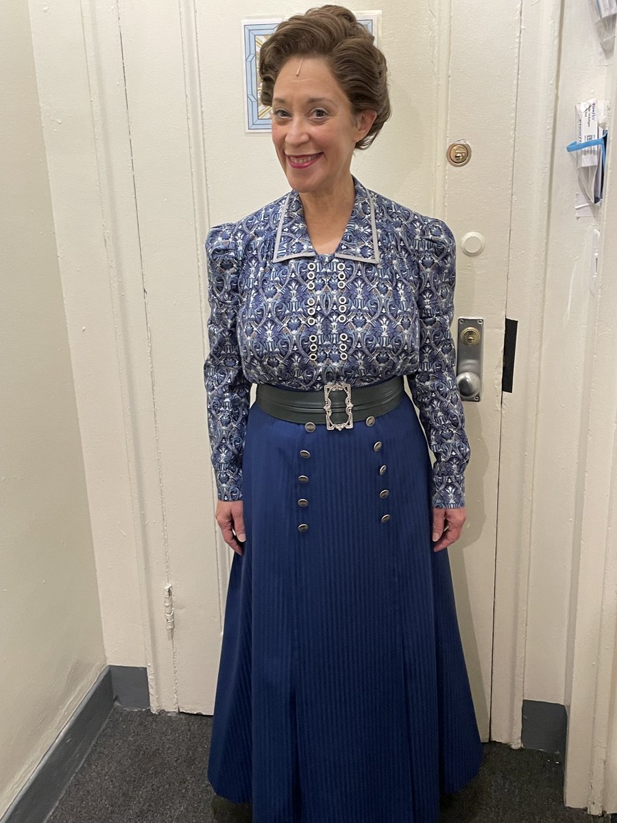 DebraCardona's tweet photo. Guess who will be on as Mrs. Brice in @FunnyBirlbwy for both shows today (Saturday) and Sunday's matinee? Yours truly.

Here we go!

#understudylife #broadwayunderstudy #hellogorgeous #areweplayingcardsorwhat #funygirl #mrsbrice #latinasonbroadway @broadwaycovers @understudies https://t.co/hnSTpgxO7w