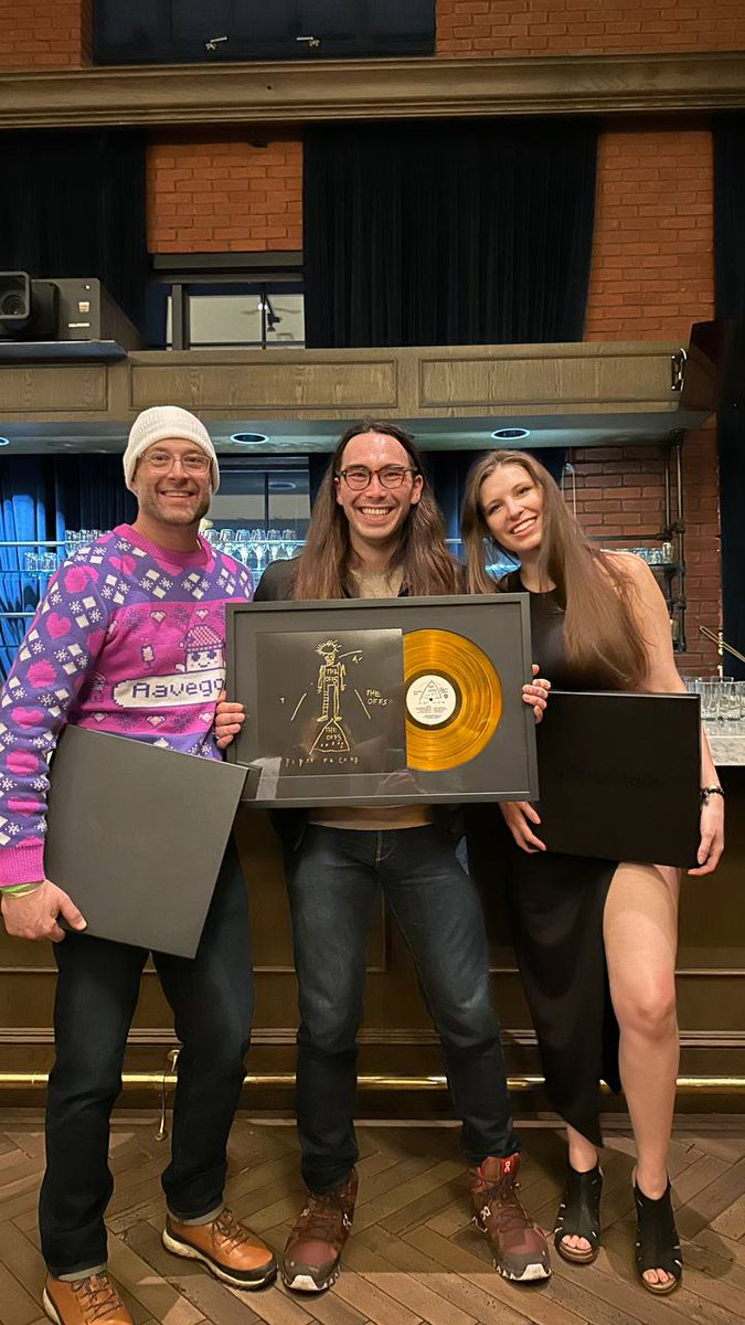 ArtBase (@artbaseco) on Twitter photo Amazing and intimate dinner Last Night in Denver thanks to <a href="/jeremyfall/">JEREMY FALL</a> and <a href="/MagicEden/">Magic Eden 🪄</a> 🙏
A few lucky guests even got to take home the ArtBase Genesis Drop "Golden Record"! (Available this Tuesday, March 7th on MagicEden)
Cant wait to welcome them into the <a href="/ArtBaseCo/">ArtBase</a> Family! Amazing and intimate dinner Last Night in Denver thanks to <a href="/jeremyfall/">JEREMY FALL</a> and <a href="/MagicEden/">Magic Eden 🪄</a> 🙏
A few lucky guests even got to take home the ArtBase Genesis Drop "Golden Record"! (Available this Tuesday, March 7th on MagicEden)
Cant wait to welcome them into the <a href="/ArtBaseCo/">ArtBase</a> Family!