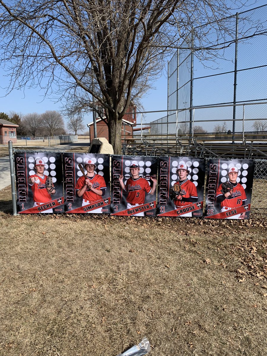 becker245's tweet photo. Senior banners are up @MMBaseball @MtMichaelAD Go Knights!! https://t.co/kex9hTCgXF