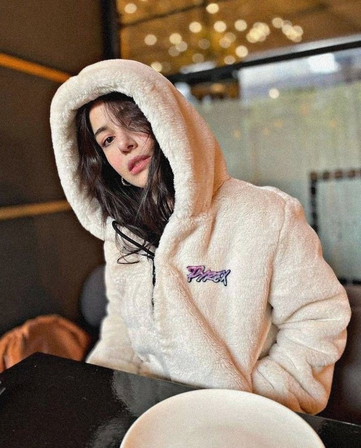 🤏🏻🤍

#ÖzgeGürel