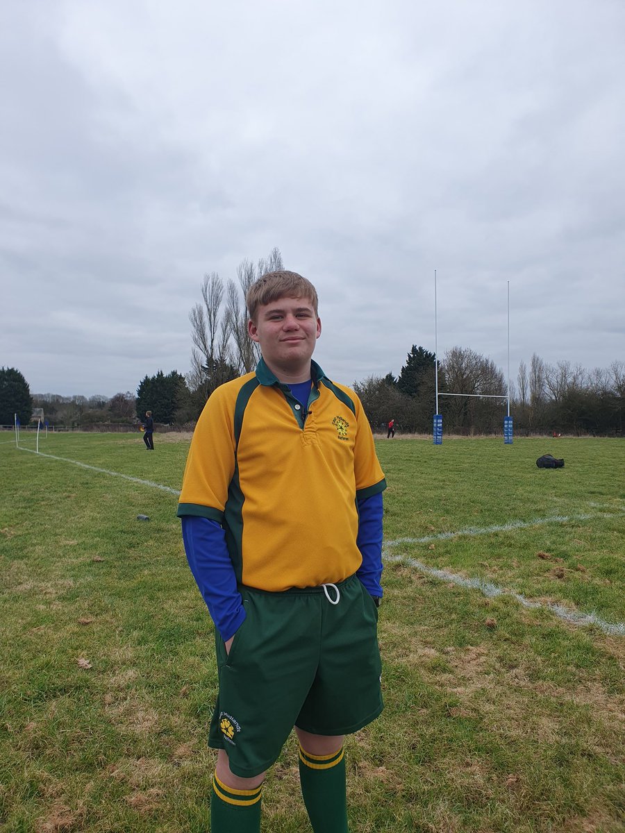 HarryIsaacs16's tweet photo. Here at @MensOwnRugby for their 2nd XV vs Wellingborough Old Grammarians 1st XV #norefnogame #emrurs #kybo #ymo @Manor_School @BbobRfc @WayneBarnesRef @RFU_Refs @emrurs @ChrisRidley1993  @ADAMtheLEAL
@GeorgeSelwood https://t.co/DkA9QWkCqR