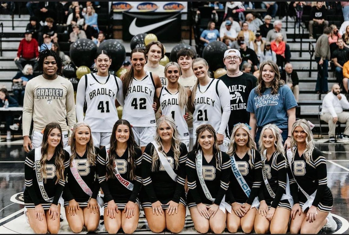 BuffyFrazier14's tweet photo. It’s GAMEDAY and the last time to watch these seniors play and cheer in Jim Smiddy Arena!!! Come cheer on the @BC_Bearettes as they continue their journey to the Glass House!🖤💛🖤💛🖤💛 #substate #roadtostate #godblessandgobears #bearettesbearettes👏🏻👏🏻 https://t.co/vPuNhvqySQ