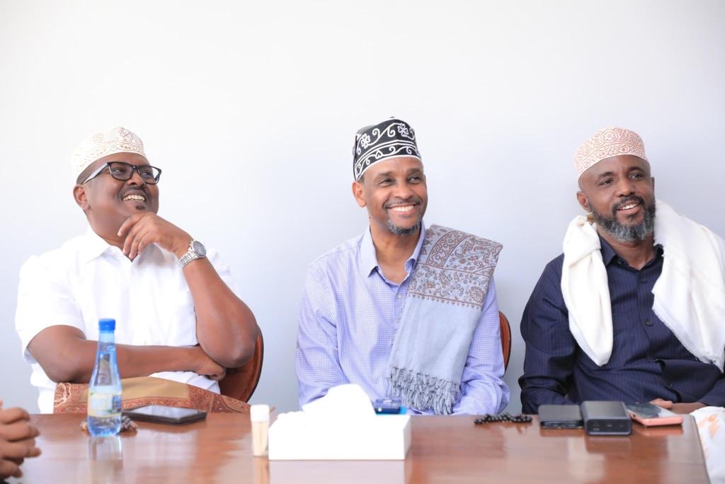 GaraadMukhtaar's tweet image. When you’re FREE and feel FREE, it shows up on your FACE. Insha Allaah soon, very soon everyone in SSC-Khatumo will feel it and have it on their faces.