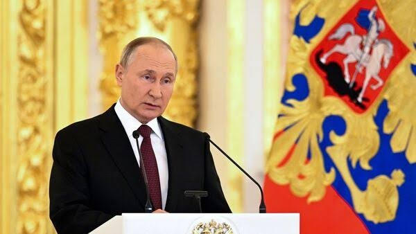bkmshr's tweet photo. The Russian Federation will protect the territory of the LPR and DPR and the people of Donbass and end their 8 year terror and we won't abandon the people and leave UNTIL WE FINISH WHAT WE STARTED https://t.co/4n4qbu0mGU
