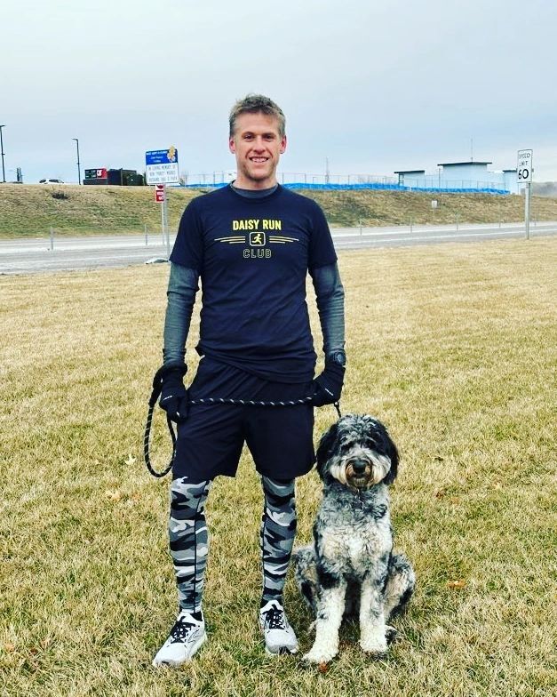 thejoestory's tweet image. Daisy thought we should make the Run Club official with this awesome Tshirt Val designed for us. Thanks for snapping the pic and joining us today @thecooper.story  #nodaysoff #runningwithdogs instagr.am/p/CpXs_pernVR/