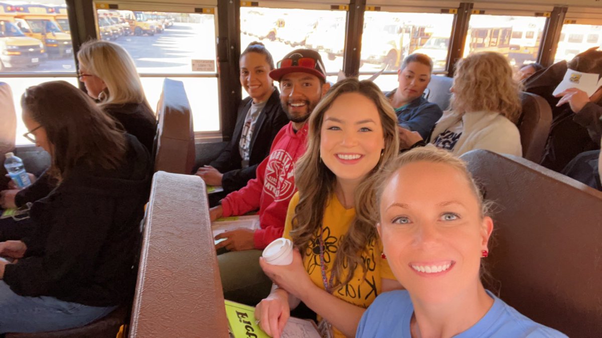 <a href="/carrielewis10/">Carrie Lewis</a> <a href="/Mr_Padillas/">Alex Padilla</a> @Unicorns_4evers going on that bus tour!!! 🚌 #futureadmin #NLABusTour2023🎉