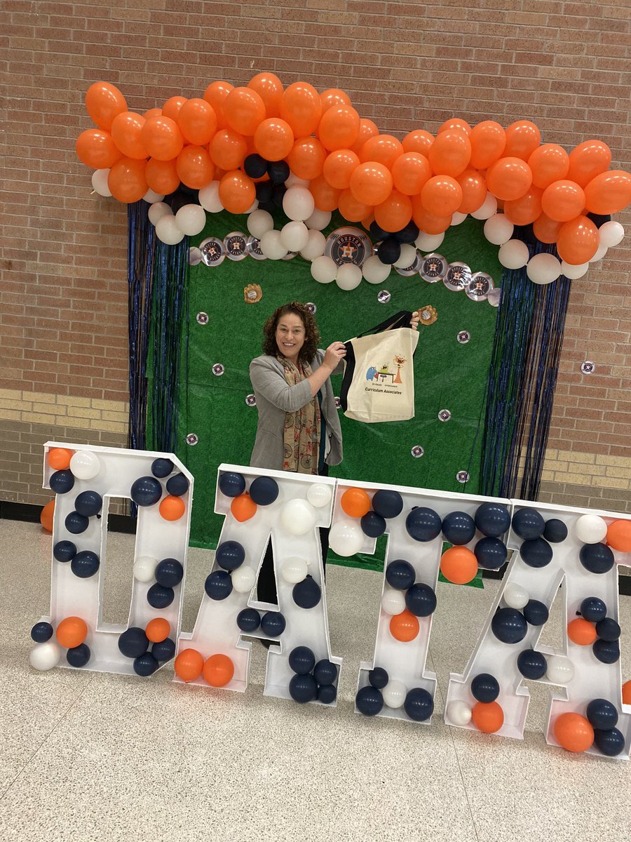 NNpruitt's tweet image. @HISD_Assessment #dataseries