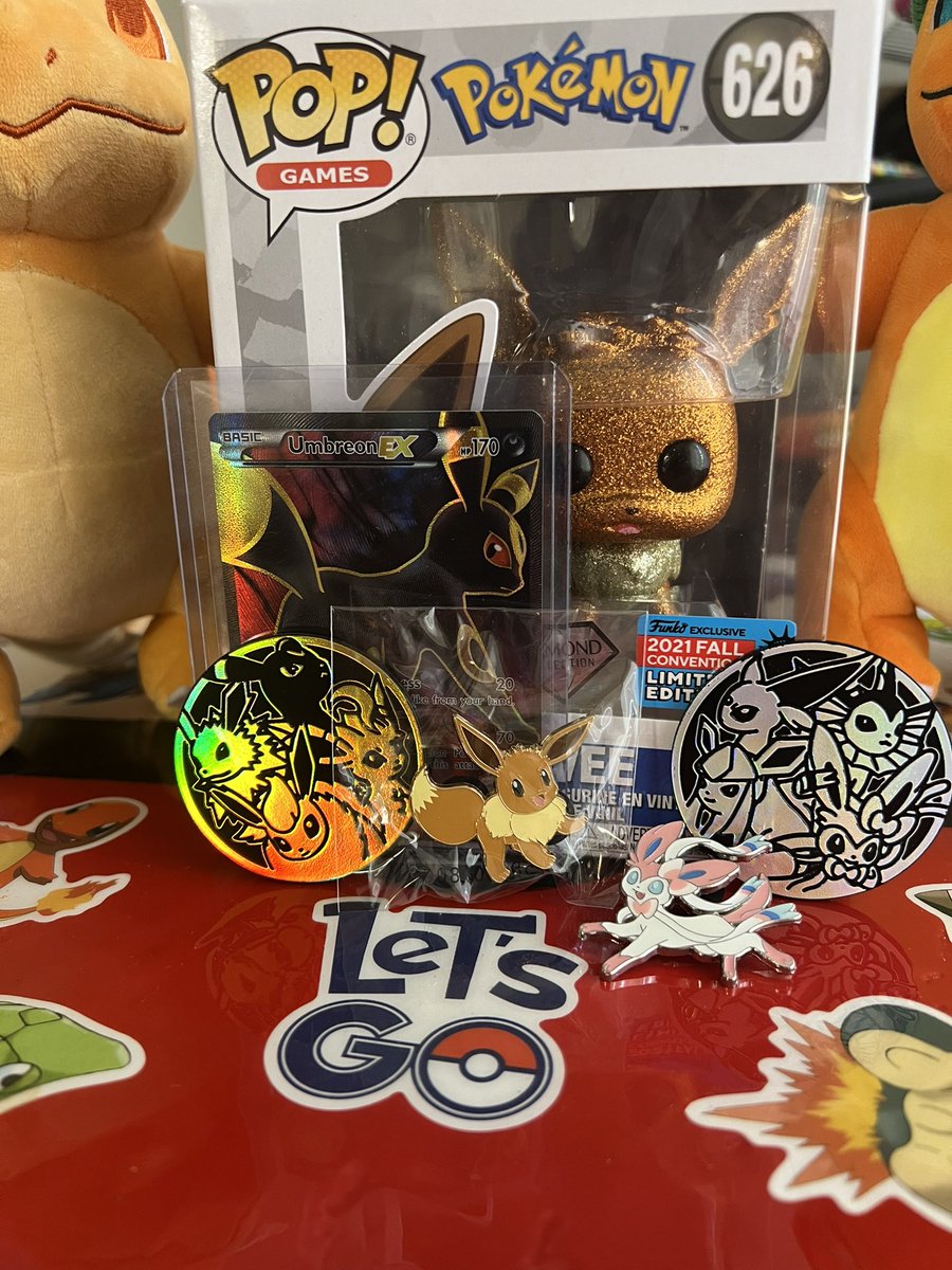 💎MFP 2 Year giveaway P2 ✨

For your chance to win this diamond Eevee funko + Fates collide umbreon EX &amp; eeveeloution pins &amp; coins 

Like 😁
Retweet 🫶🏾 
Tag someone who’s apart of your evolution 🧬

Winner chosen at random next Friday GL everyone I love you all 🧡✨
