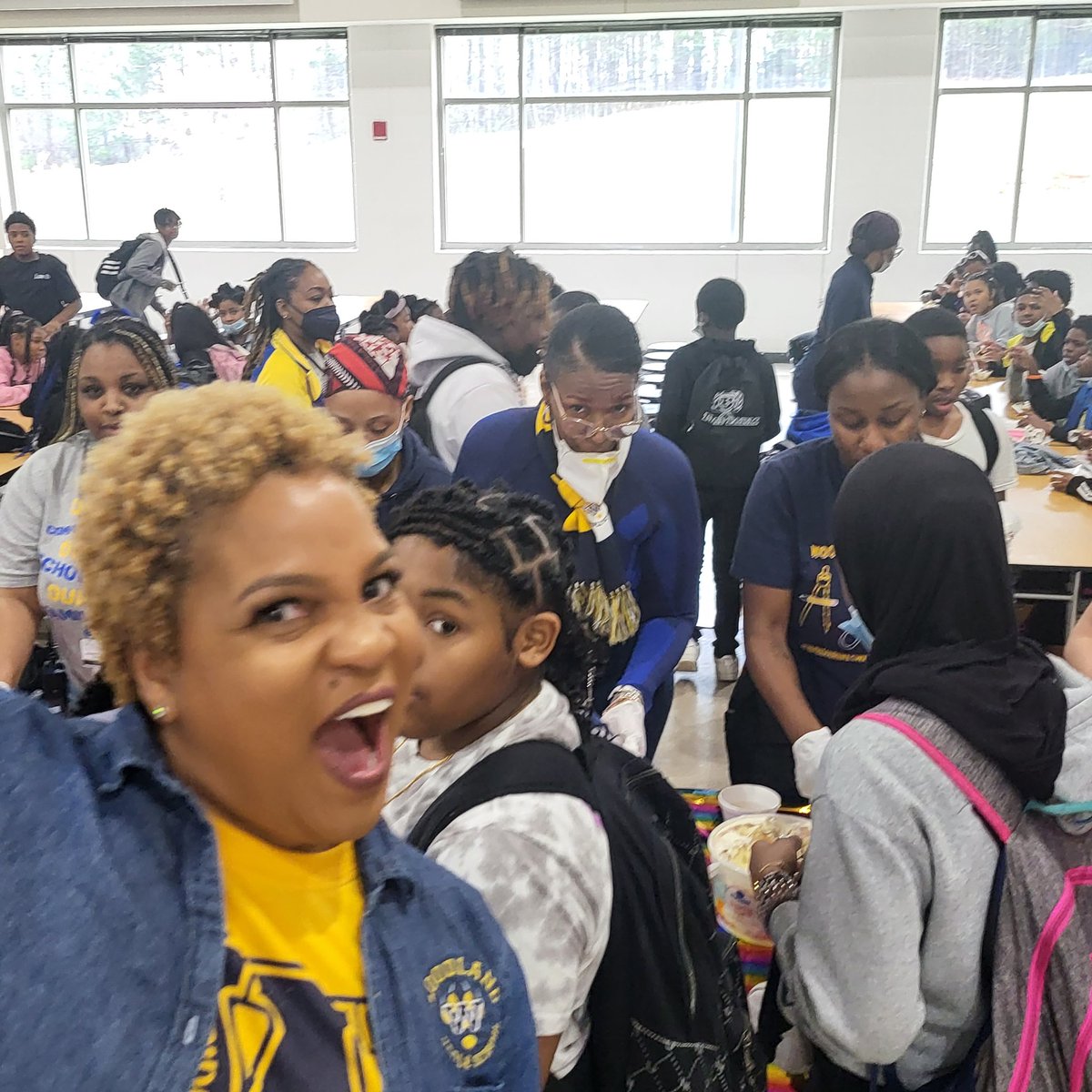 nakia1019's tweet photo. @NorminickaC @WoodlandVoice1 @PBISRewards @DrReginaBrown1 @A_WillRobinson @TheeFavored_1 @TheKaonisT @restored2112 @MathGirlMagic https://t.co/Cldt4dQAdI