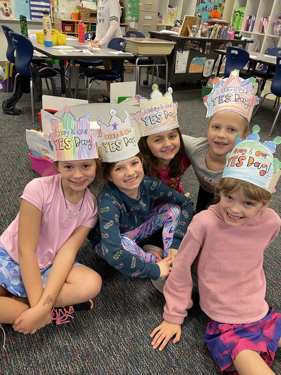 MsRogersSRE's tweet photo. YES Day!!! #100SAILS @ScottsRidgeES https://t.co/spLilN4KRf