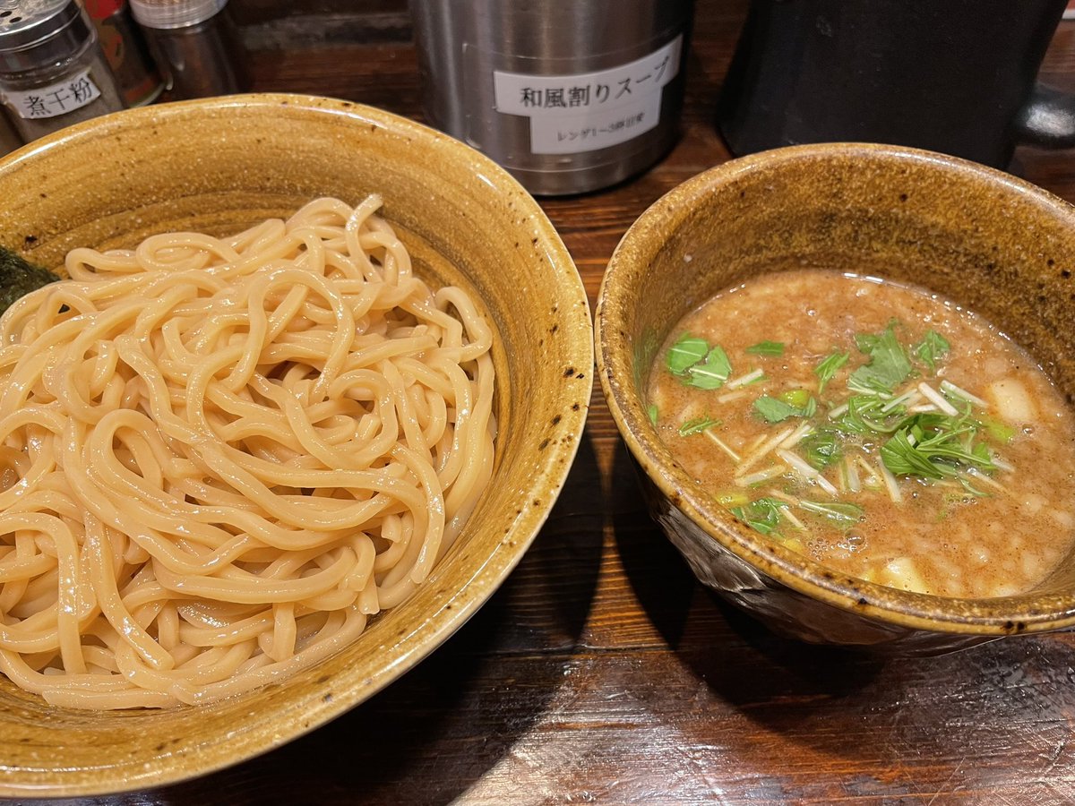 ただし tweet media