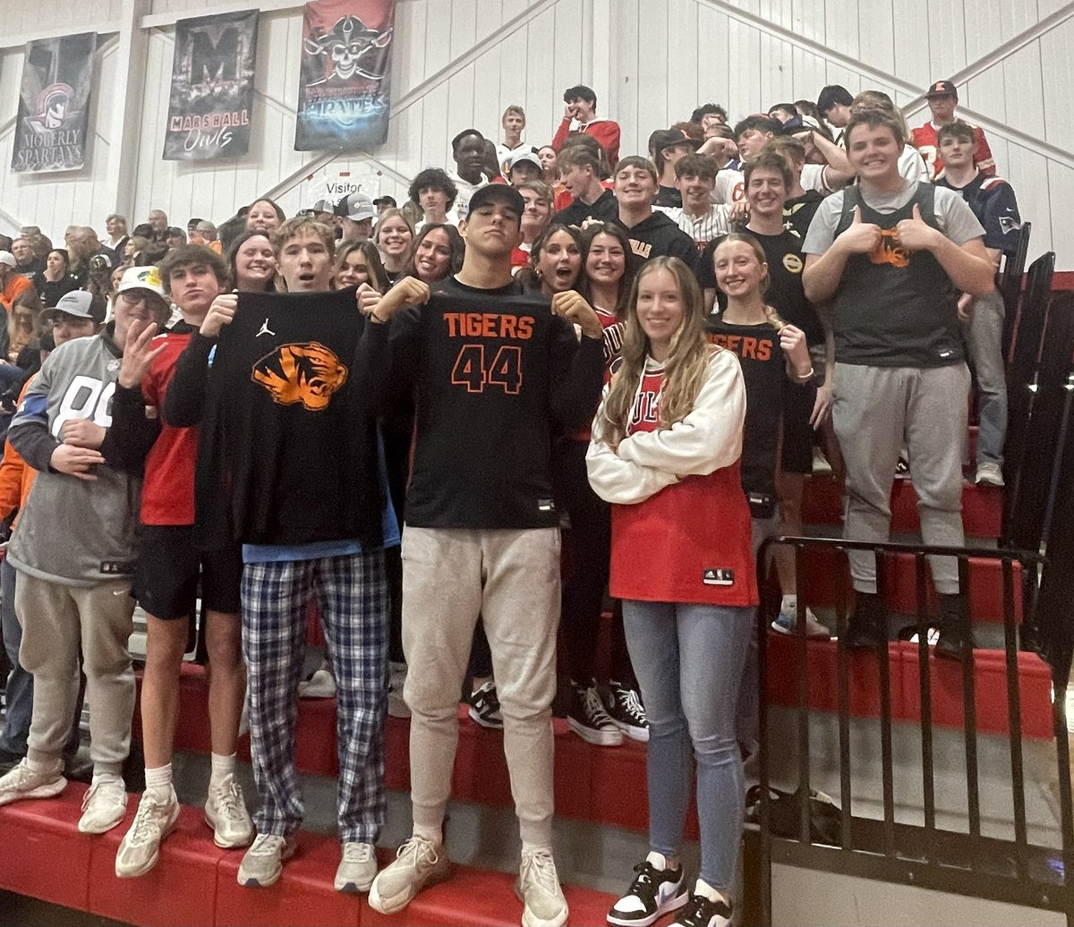Who: Students (9-12)
What: Pep Bus
Boys Sectional Basketball Game
When: 3/6/23
Time: Bus 4:30PM, Game 7:45PM
Where: Troy, MO
Permission Slip: Monday morning 
Parent Permission: Call 665-4631, Monday 
Need:Money for Admission and Concessions
#gotigers 💪 💪 💪 🧡 🖤 🧡 🐯 🏀