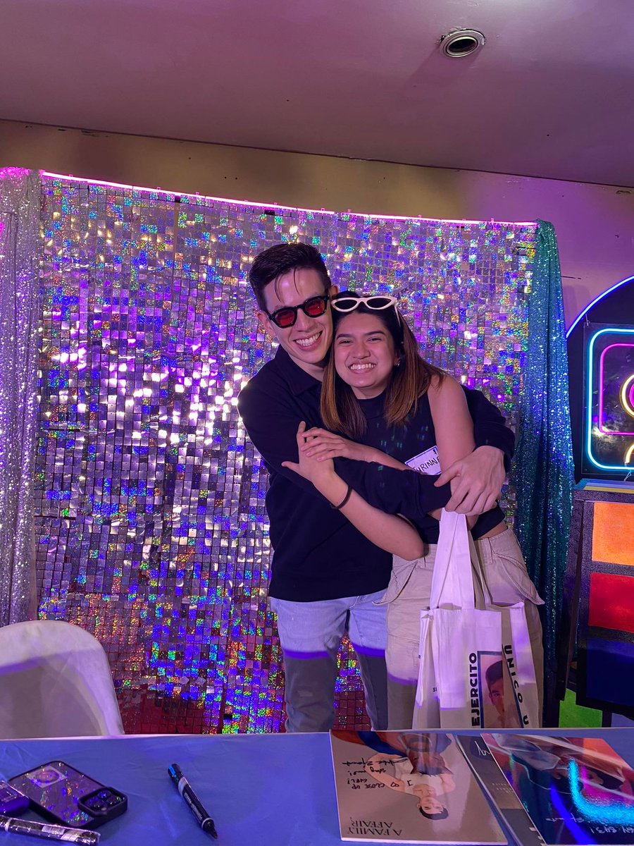 brgy843's tweet photo. I love you forever!! Thank you for making me happyyyyy 🥺 My heart belongs to you ❤️ @unoemilio bully ka pa din HAHAHA #199UNO https://t.co/RKWYq88G7E