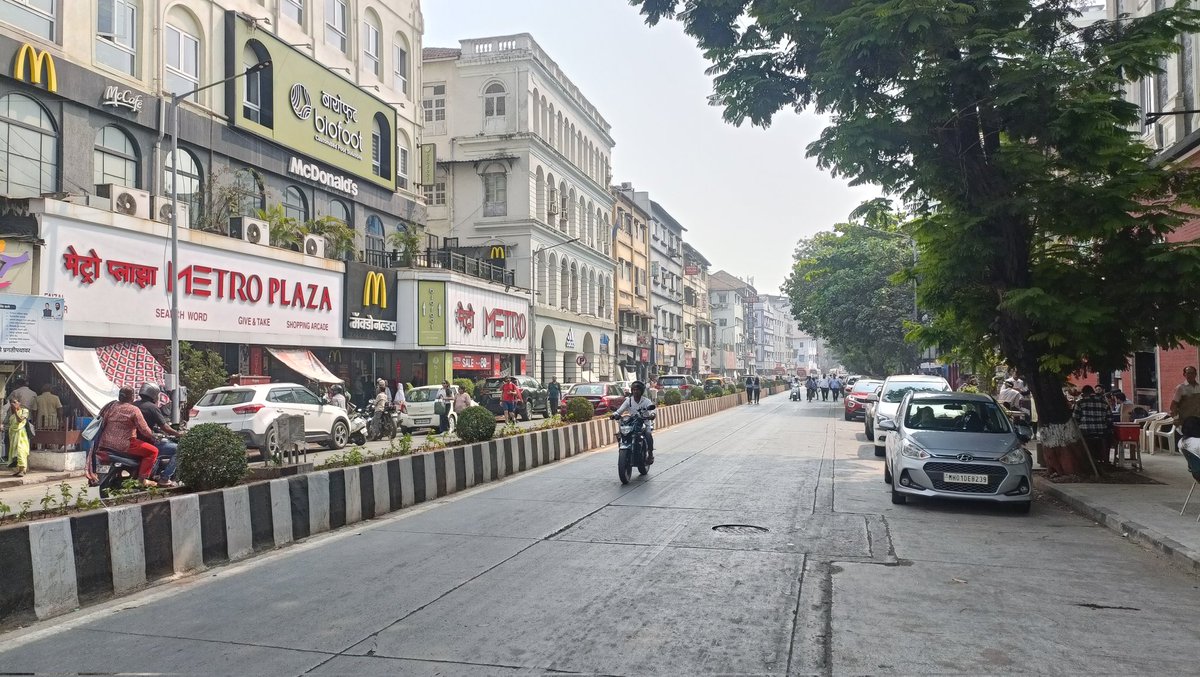 anujosh_aj's tweet image. #colaba