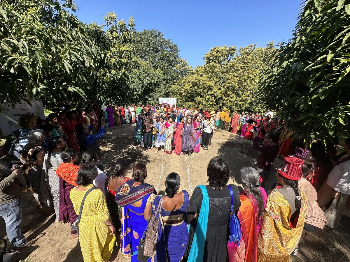 NavdanyaBija's tweet image. Sacred Mother Earth, the law of ecology &amp;amp; regenerating the earth family. 150 women from around the globe #diversewomenfordiversity #gardensofhope @drvandanashiva @NavdanyaBija
