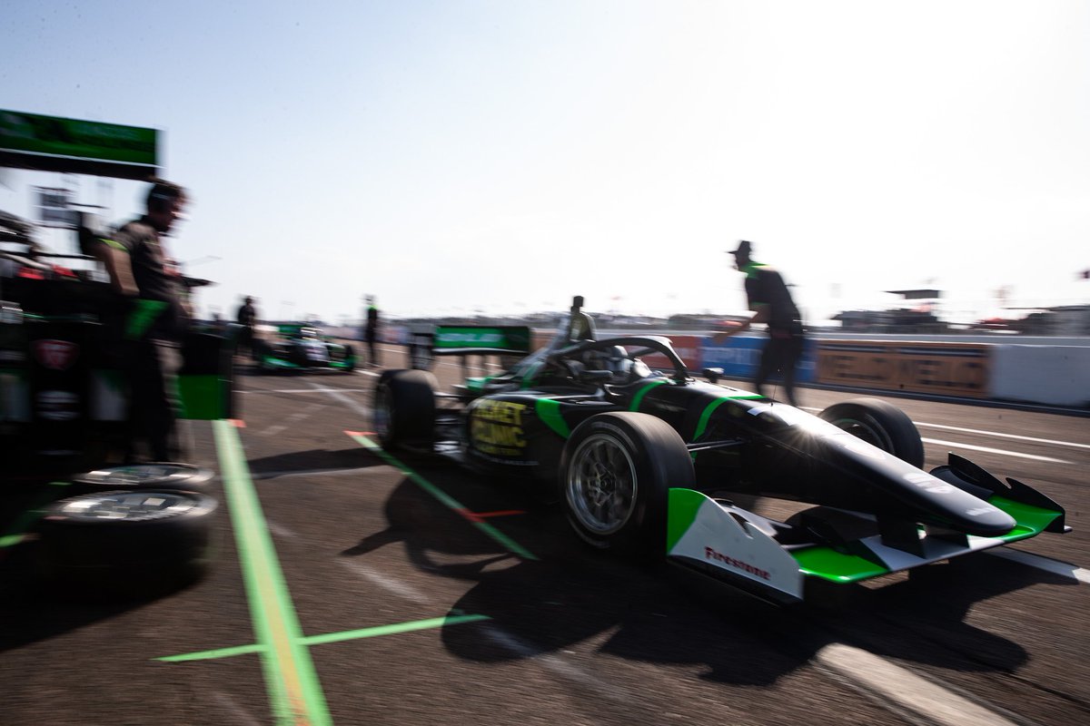 juncoshollinger's tweet image. INDYNXT #Practice2 😏

P2 @reecegold5 

P7 @nannini_matteo