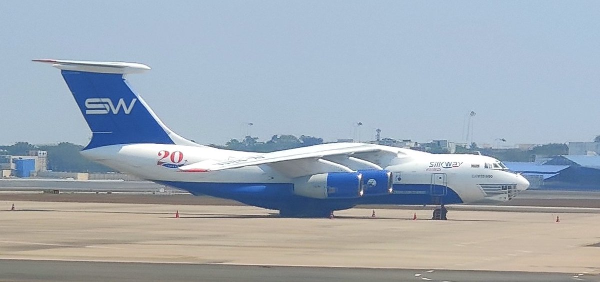 Parting view... Adios!
#SilkWayCargo #AzerbaijanCargo #IL76 #Ilyushin76