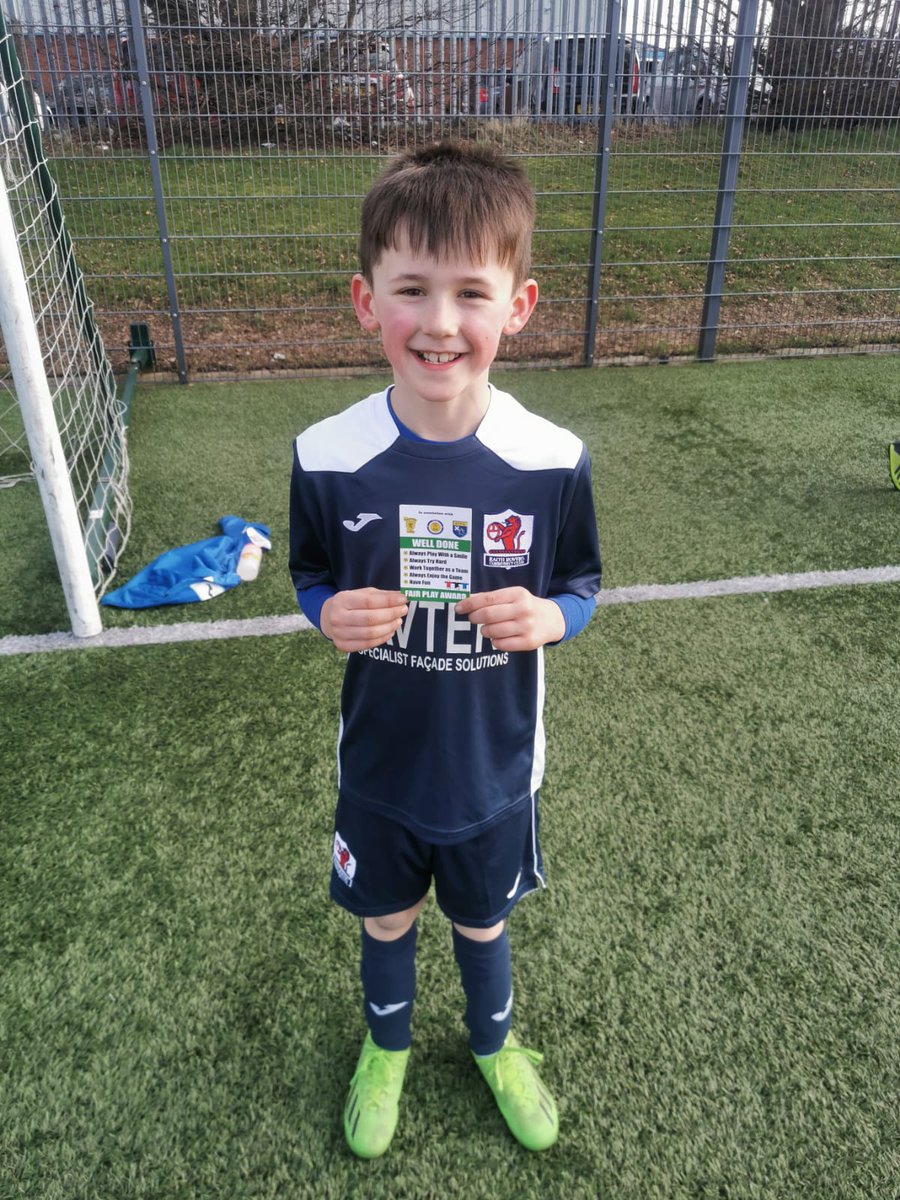 A sunny but chilly Windmill was the venue for the Thunder &amp; Lightning lads this morning:

Great Goals ✅

Tough (but fair) tackling ✅

Superb saves ✅

Tremendous team work ✅

Well done to Leon &amp; James who were chosen by the opposition to receive the fair play cards 👏