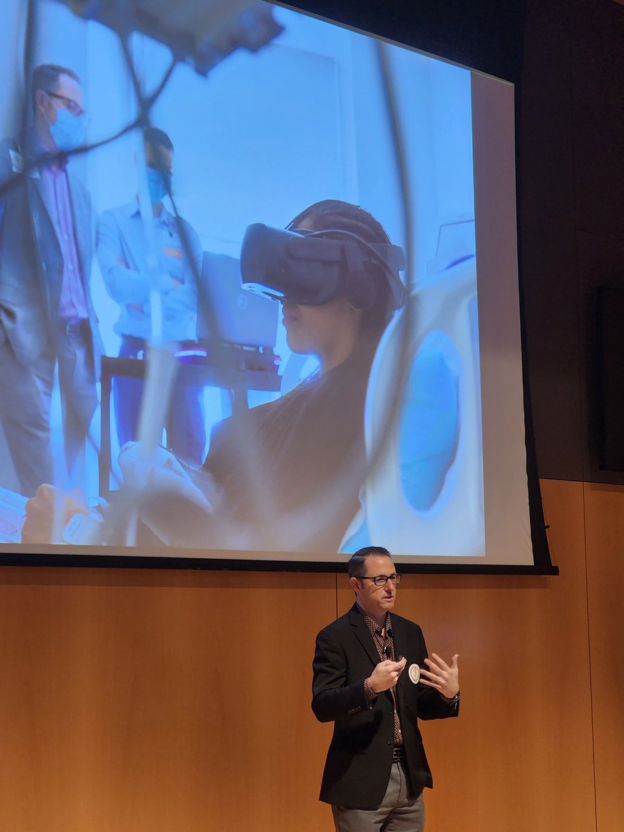 AMXRA Member @BrennanSpiegel presenting at IVRHA on his groups work creating a VR solution for IBS. #MXR #digitalhealth