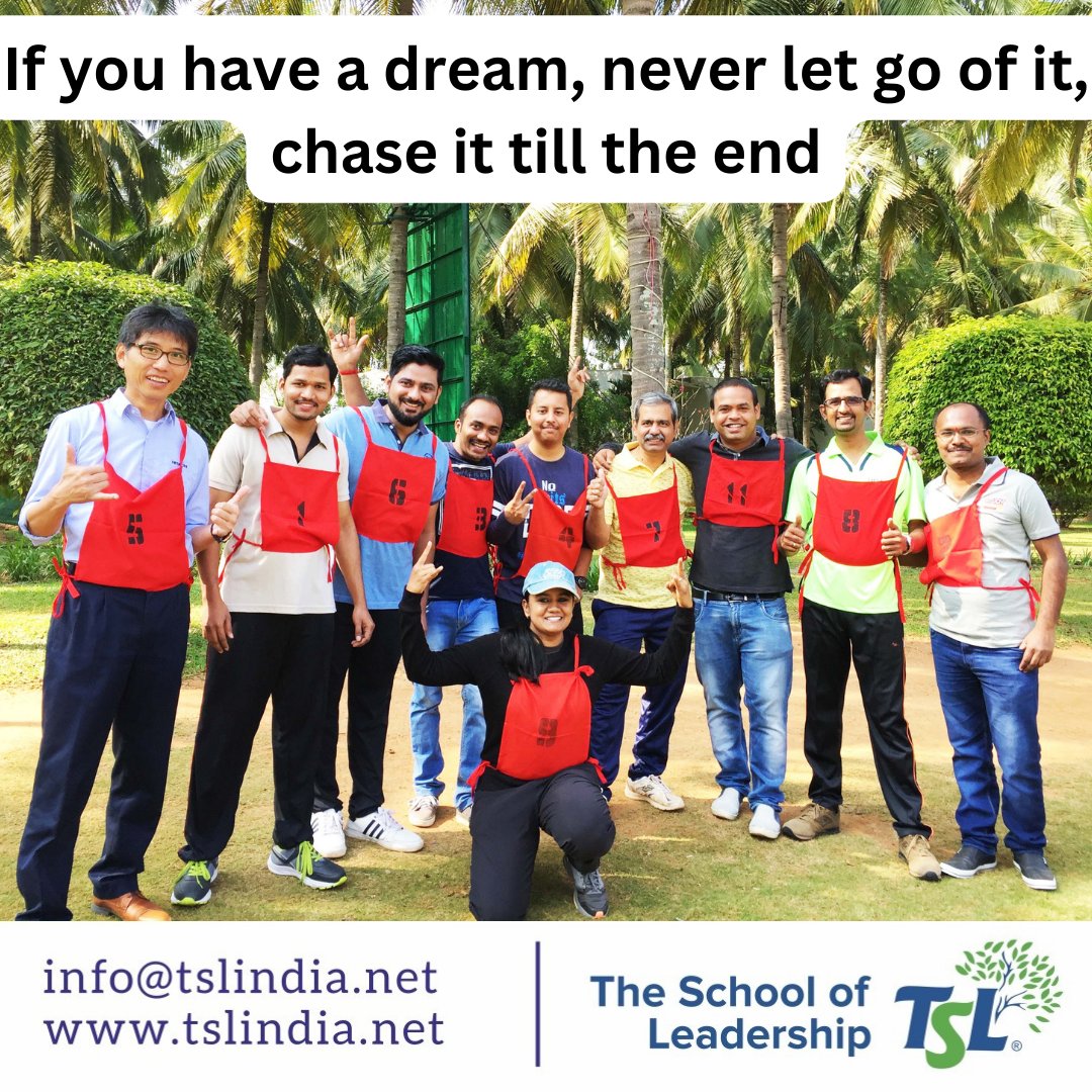 Make yourself your own competition, strive to be better than yesterday, and you'll find the true essence of life✨☺️ #goals #leadershipdevelopment #marketing #life #motivationalquotes #growth #education #lifestyle #quotes #training #hustle #leaders #community #inspire