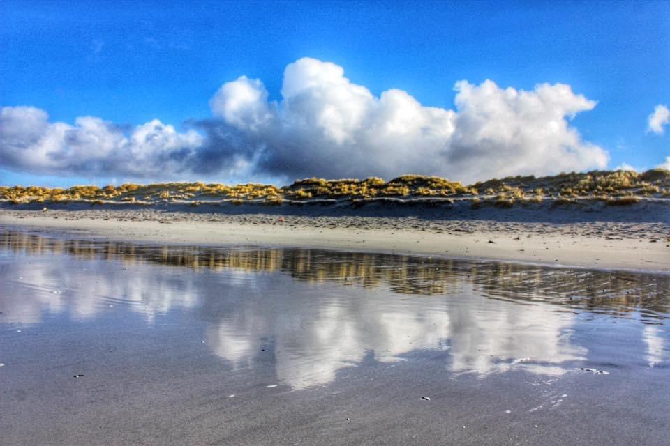 frenchscotjeff's tweet image. Peace of mind…

#oceantime #weekendvibes 
#springy #Atlantic #seatherapy #seasoulblessings
#natureconnection #ThePhotoHour #bluemind #StormHour #jefinuist #OuterHebrides #Scotland
