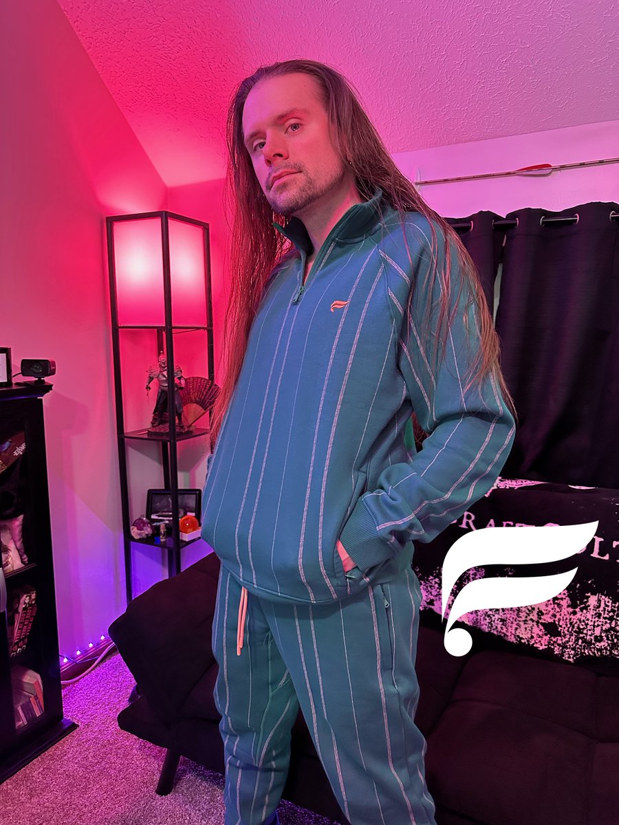 CoyoteWildfire's tweet image. Fabletics has increasingly become more and more prominent in my line of outfits.

I am legit writing this update in my #Fabletics Onesie and socks (proof below).

The VIP membership is WELL worth the asking price!

Check it out!👇

fabletics.com/coyotewildfire

#Fableticsmenambassador