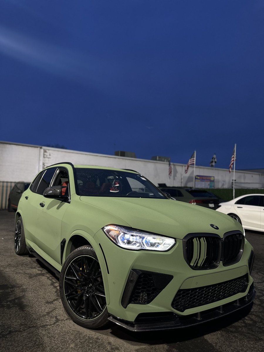 Ever Seen an All Suede Car? 😍 #MLYFE #MLYFENYC #BMW #X5M