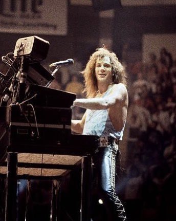 BonJovi's tweet photo. Show us your Bon Jovi throwbacks! We'll go first... https://t.co/0Quyb2zZCD