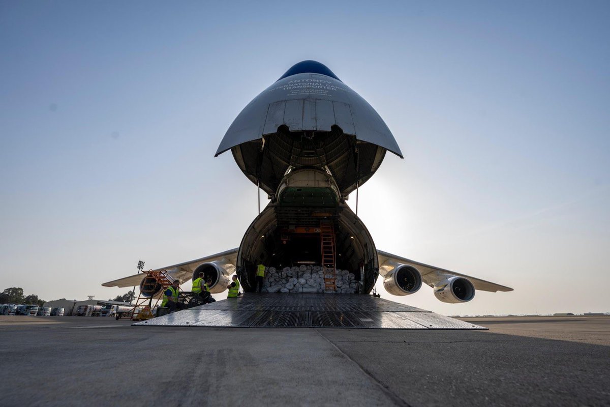 KhalilovaGulsum's tweet image. 🇺🇦🇹🇷Ukrayna Türkiye’deki depremzedelere 100 bin ton yardım gönderdi