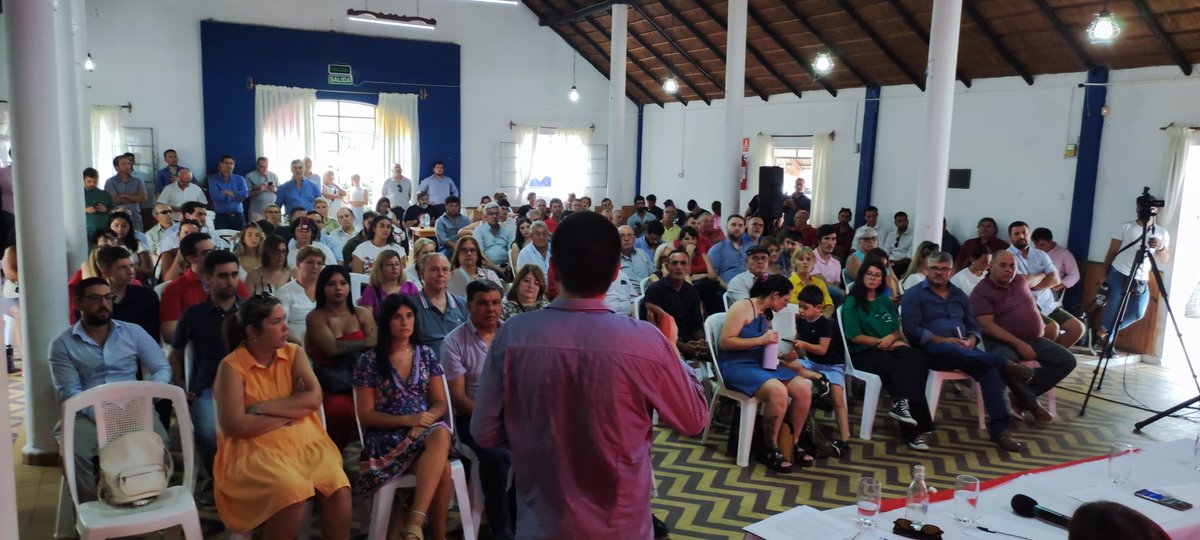 1era convención del año, que lindo encontrarnos con tantos colorados y poder abrazarnos.