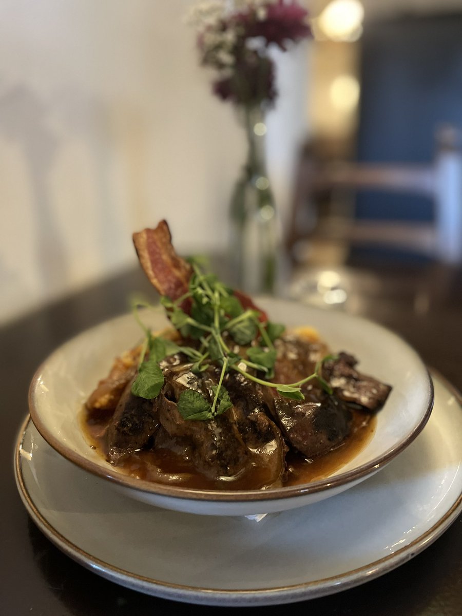 Lambs liver and bacon on creamy mashed potato with a rich onion gravy. One of our most popular specials.   #greatfood #cozyvibes #wintermenu #greatbeers