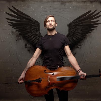 #NewProfilePic
#NewWebsite
#NewPhaseOfLife 

bencello.com